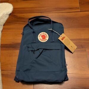 Fjallraven Kånken Classic Navy Backpack NWT